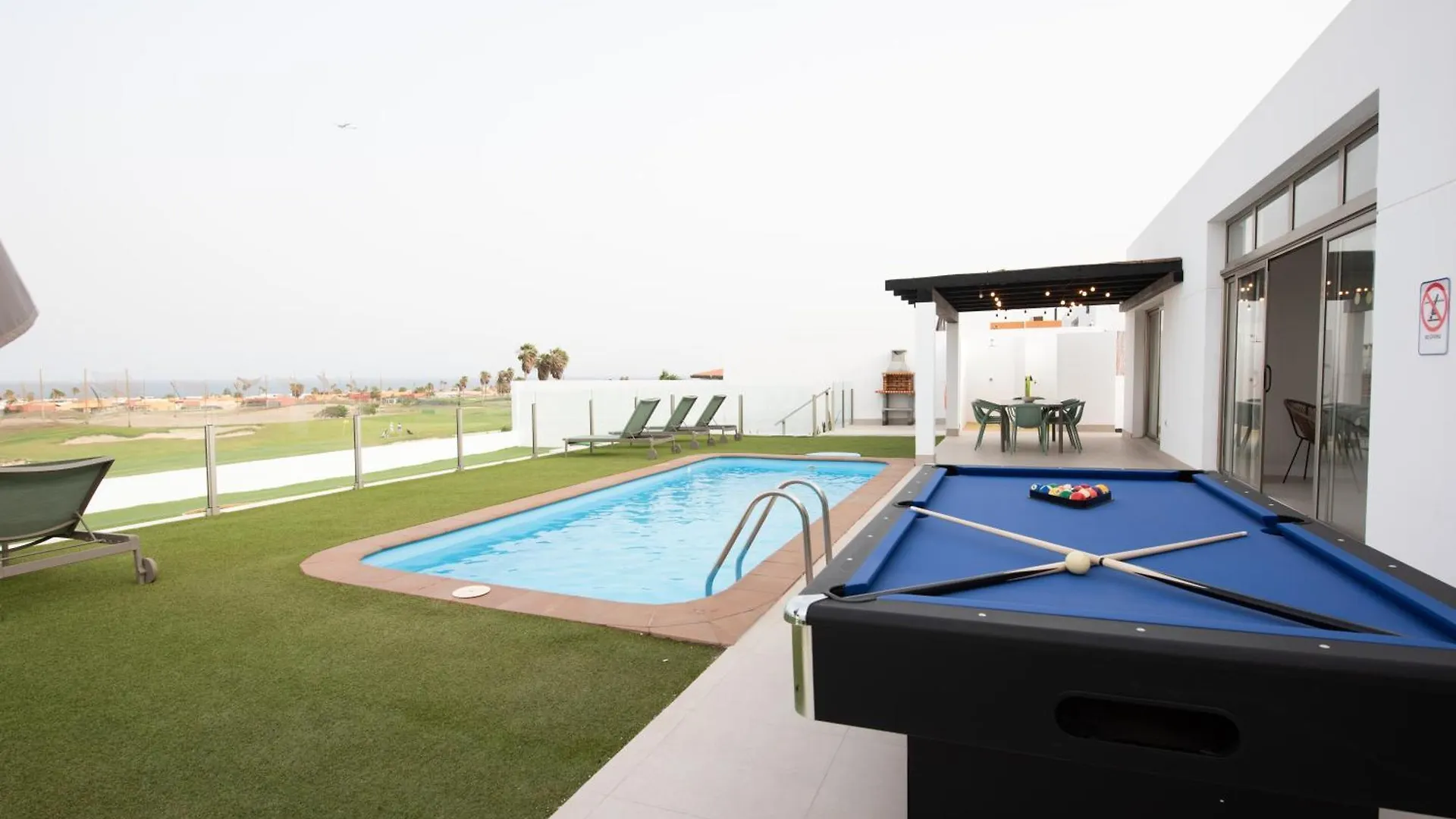 Ereza White Homes Caleta De Fuste 0*,